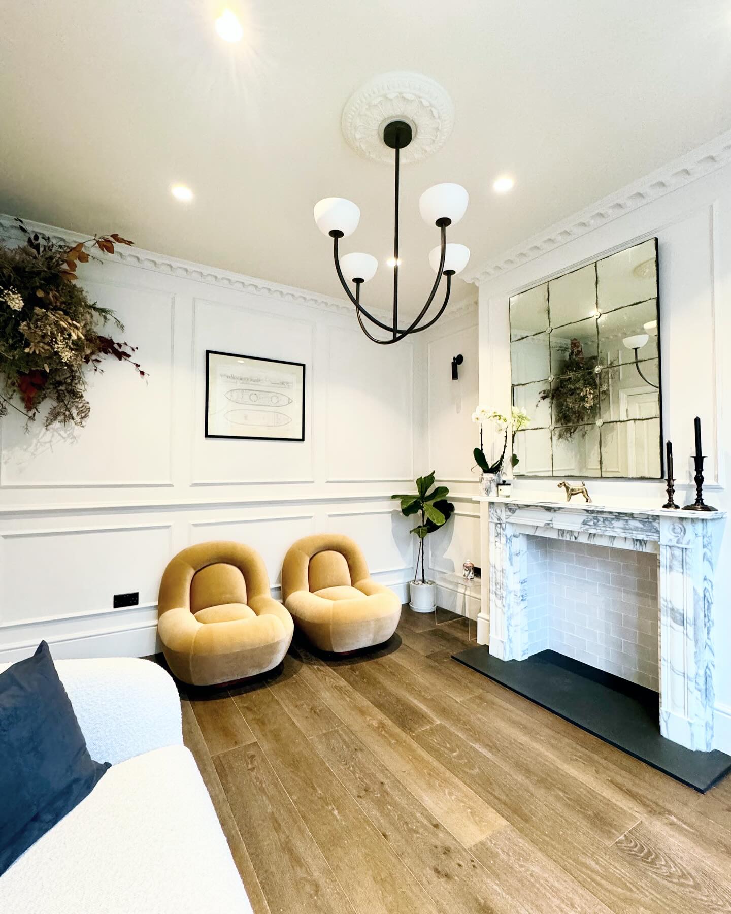 Sorinella Chandelier