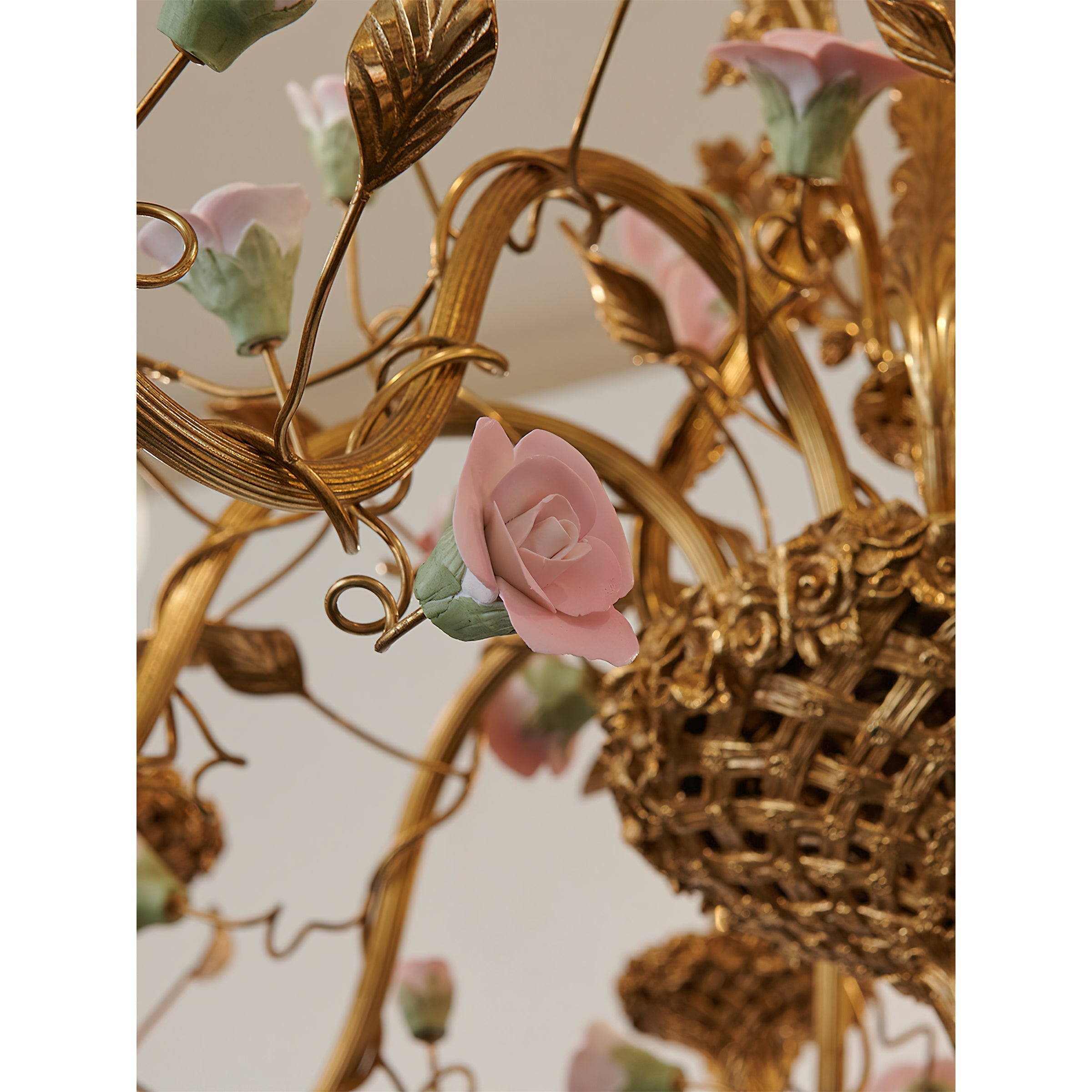 Teriariel Flowers Chandelier