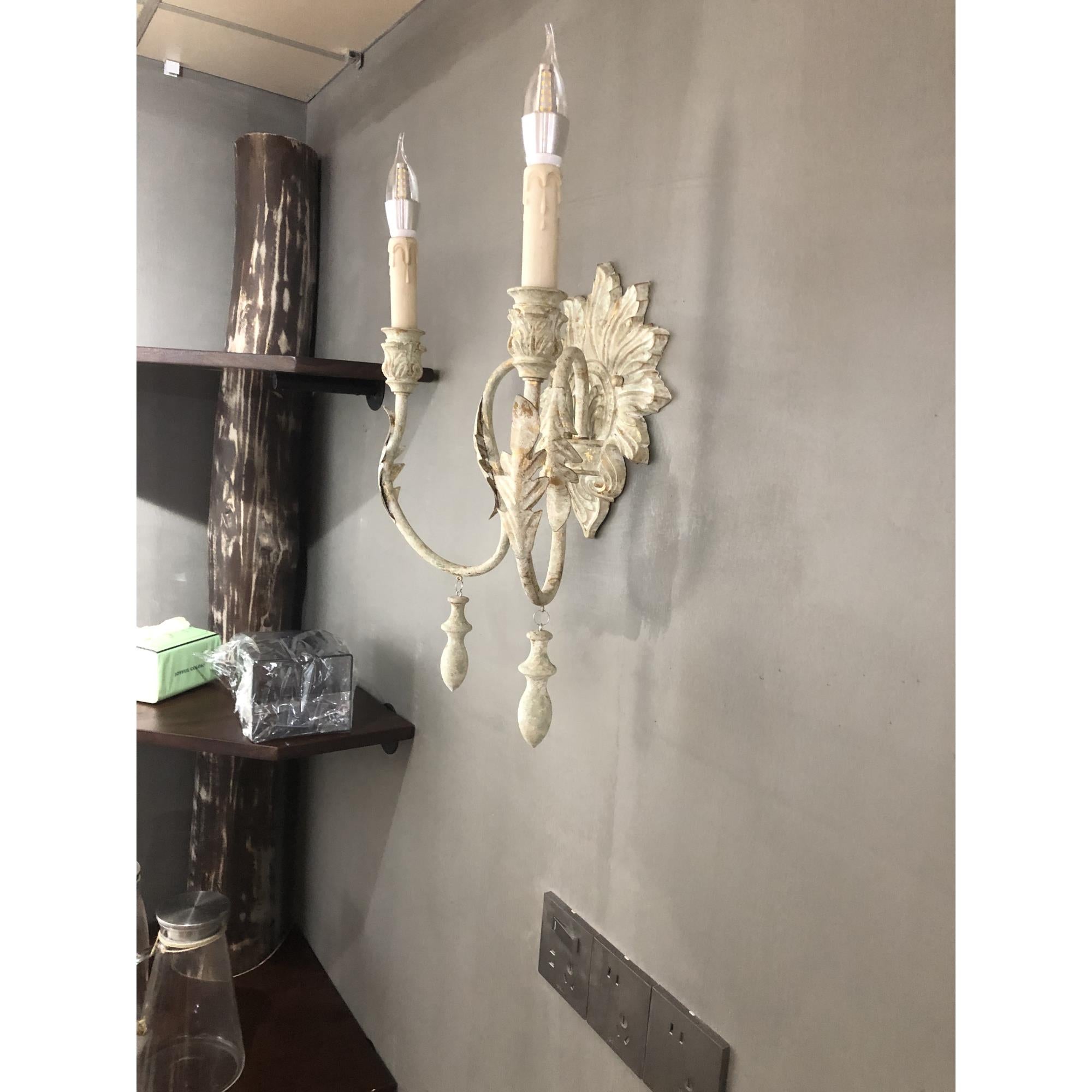 Idorare Wall Lamp