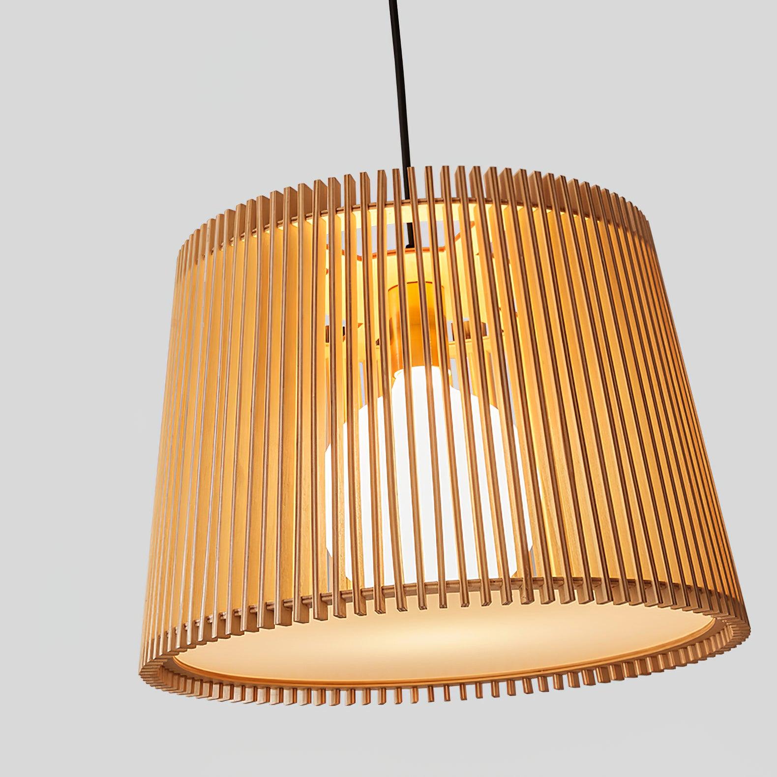 Clou Wood Retro Pendant Lamp