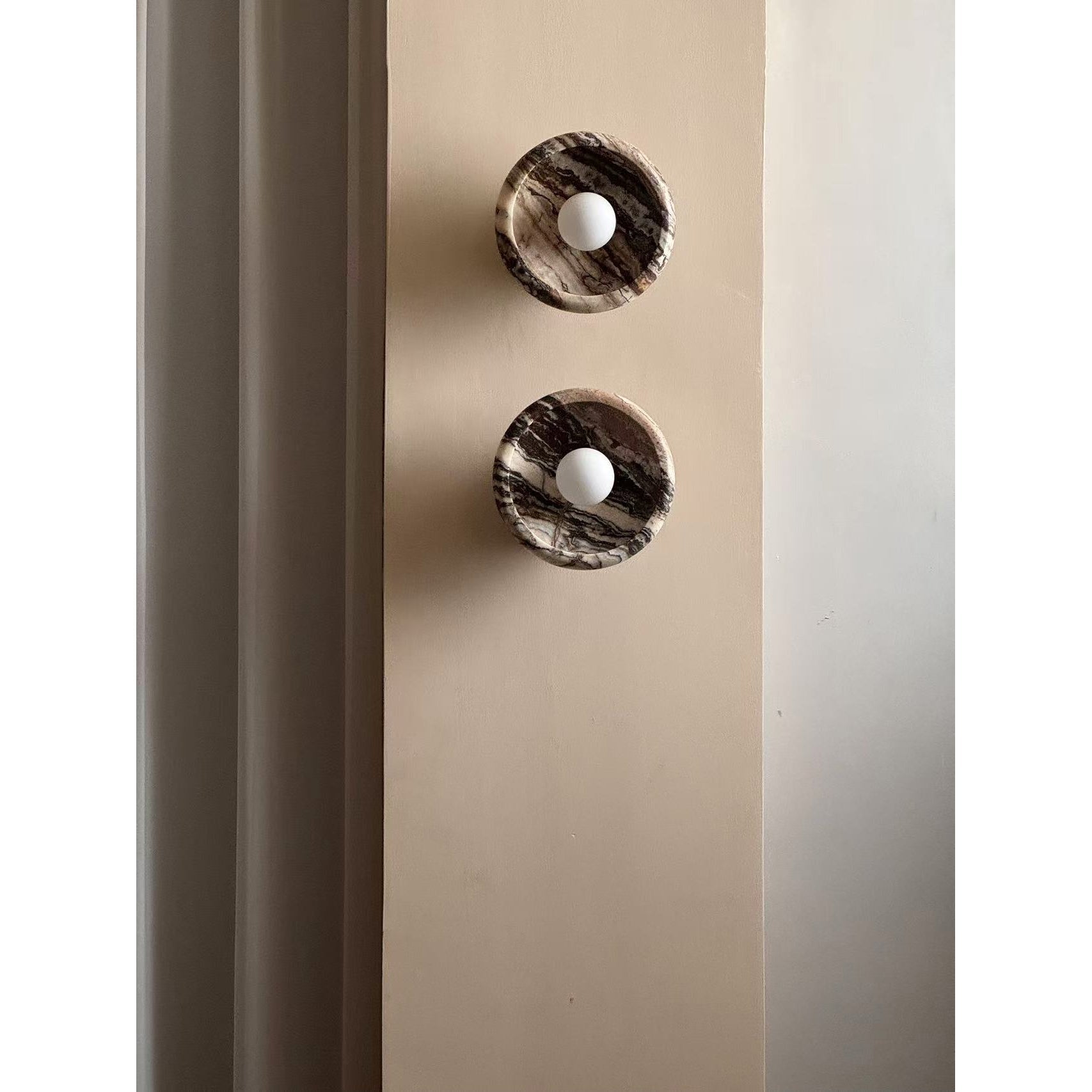 Agal Wall Lamp