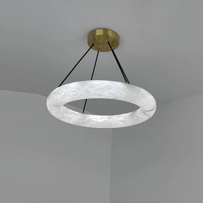 Niverissa Alabaster Chandelier