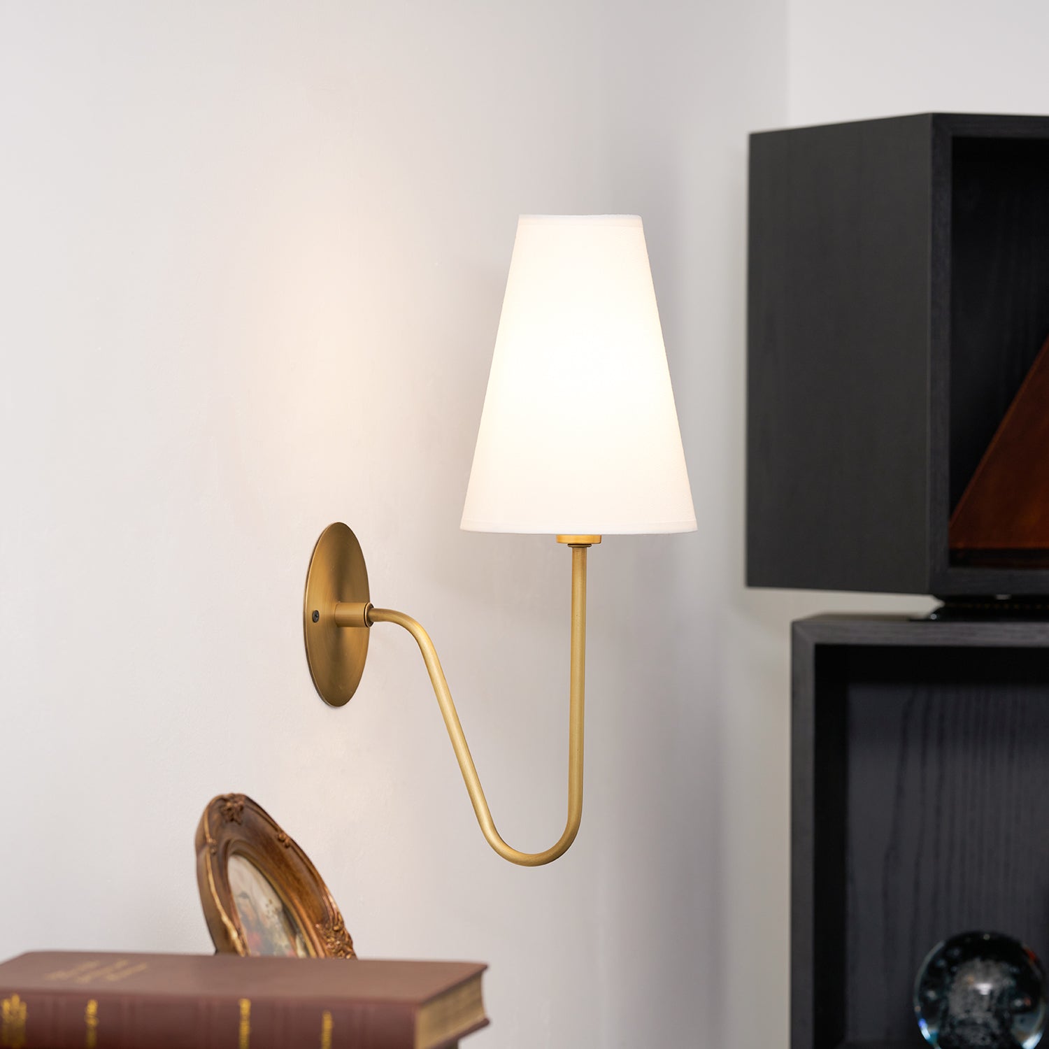 Nerafield Brass Indoor Wall Light