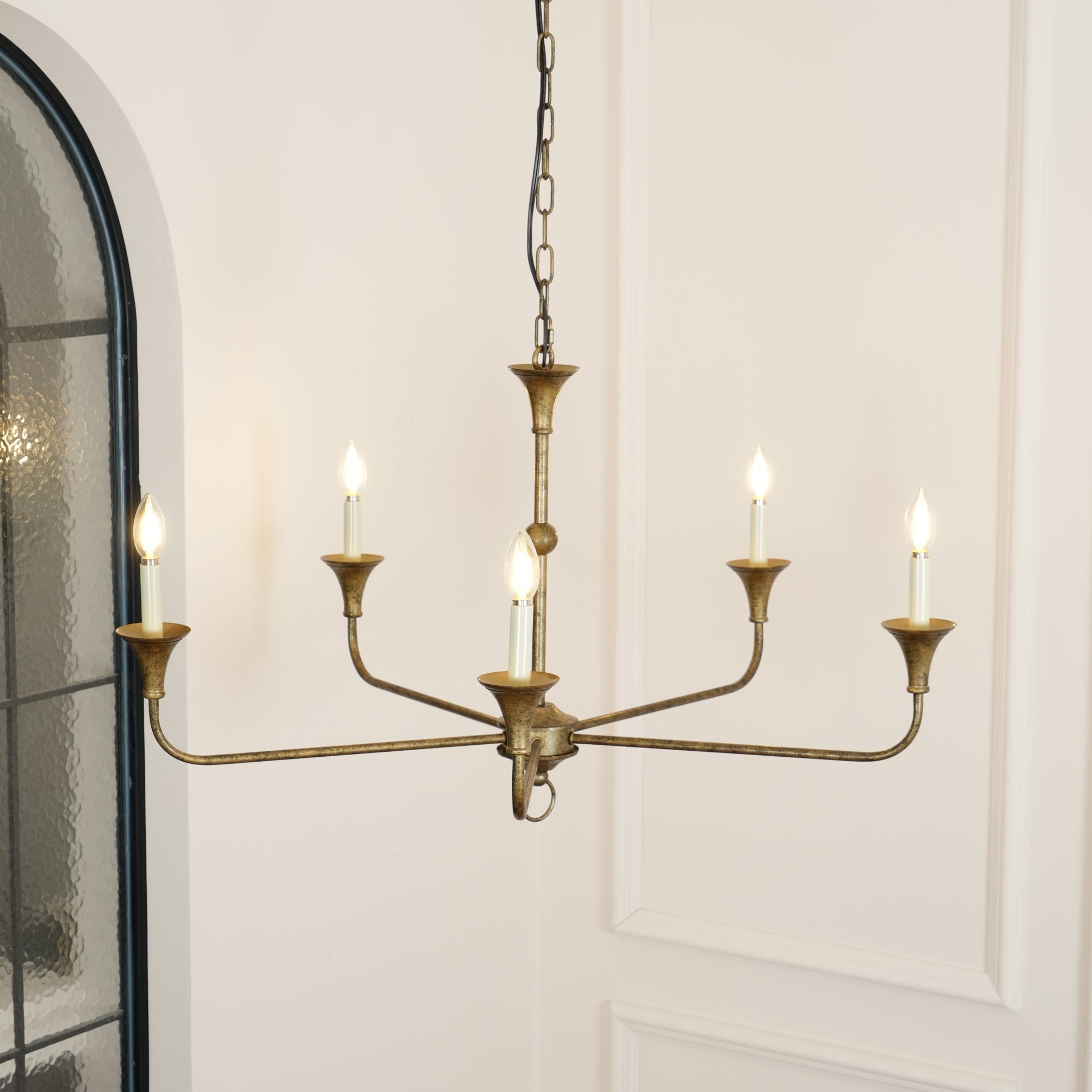 Lustra Candle Chandelier Elegant - Neutral Decor