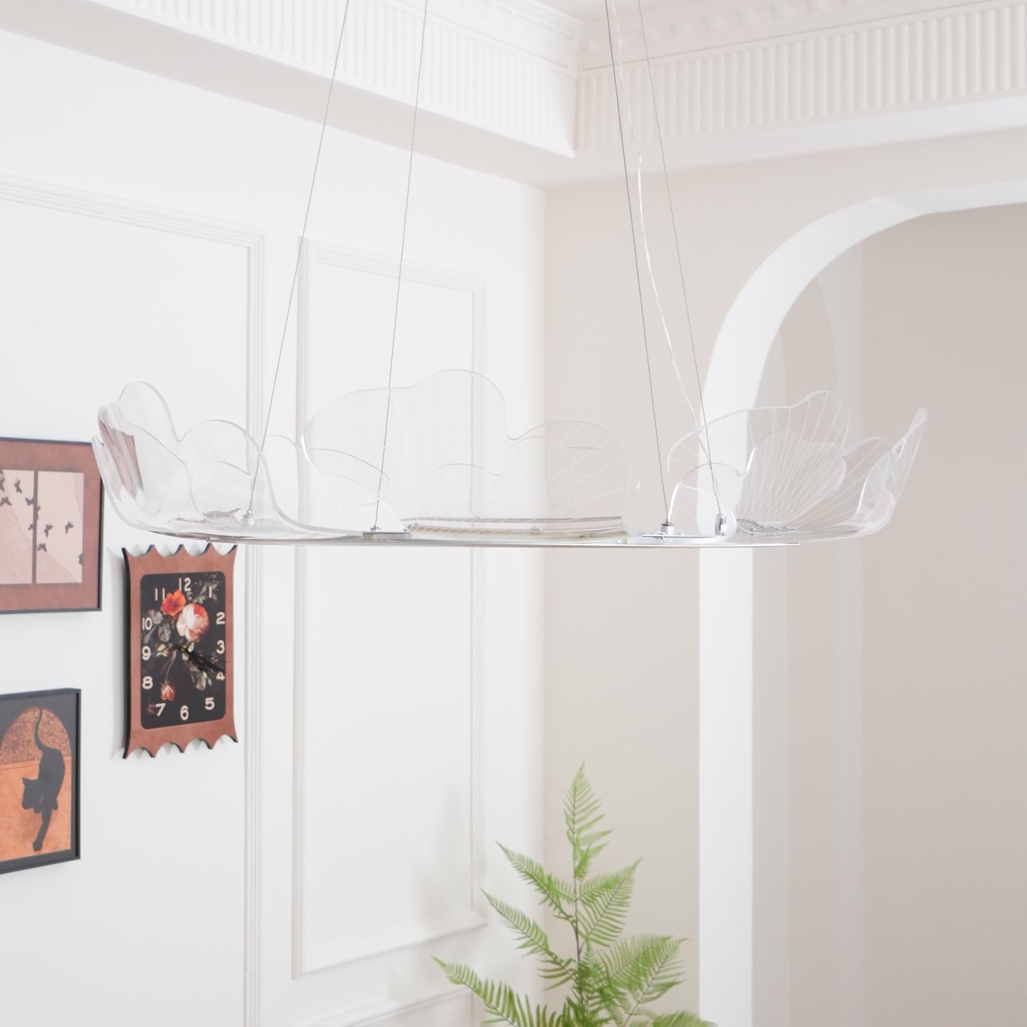 Lucisora Pendant Lamp Frosted Acrylic Floral Ring