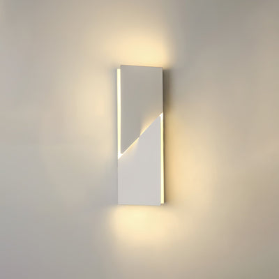 Arthaen Shadows Grand Sconce Wall lamp