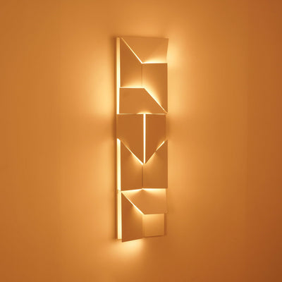 Arthaen Shadows Grand Sconce Wall lamp