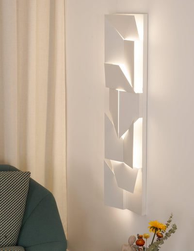 Arthaen Shadows Grand Sconce Wall lamp