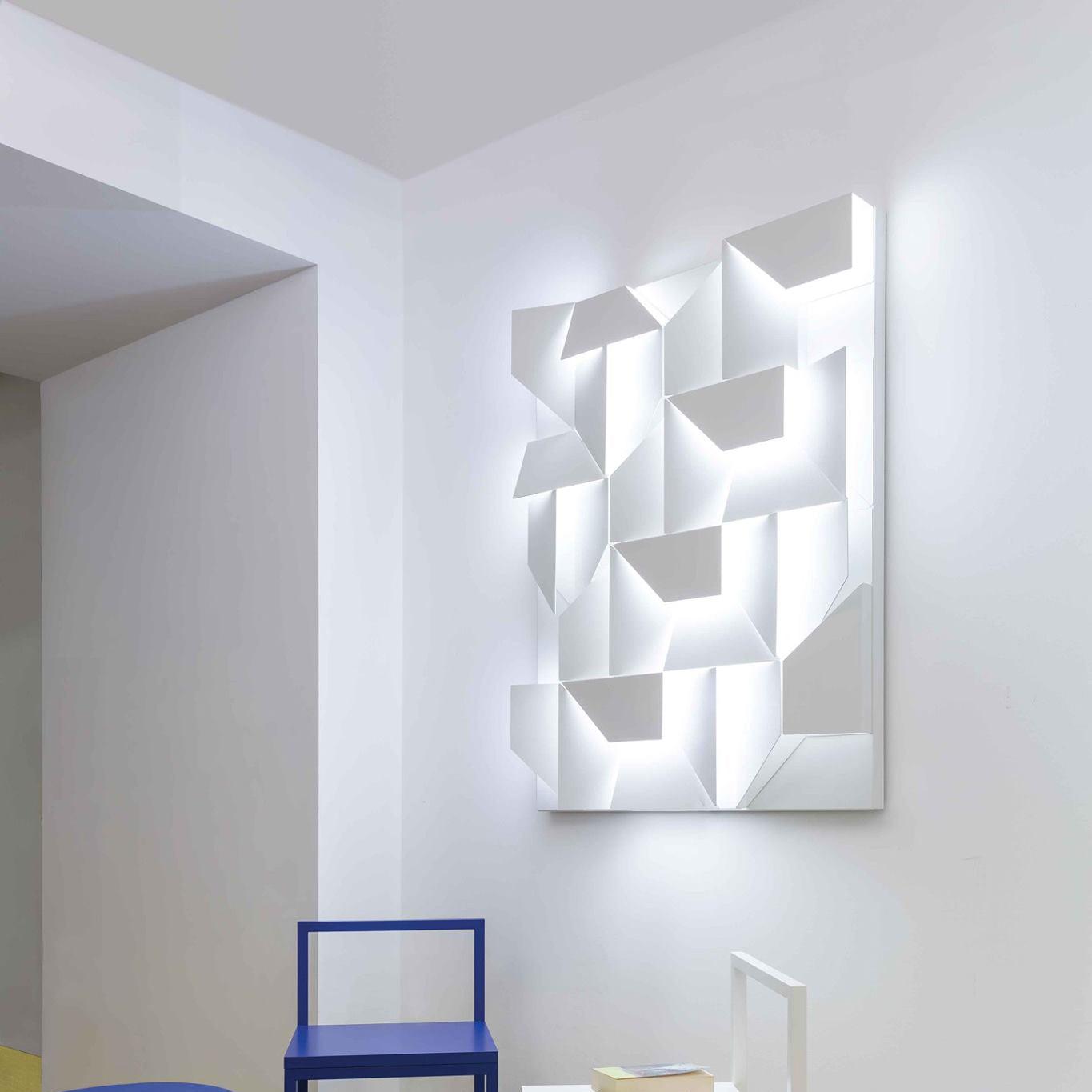 Arthaen Shadows Grand Sconce Wall lamp