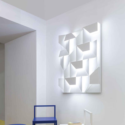 Arthaen Shadows Grand Sconce Wall lamp