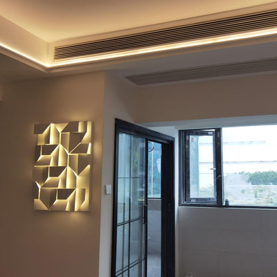 Wynor Shadows Grand Sconce Wall Lamp