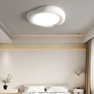 Zelaeis Shaped Apple Resin Ceiling Lamp