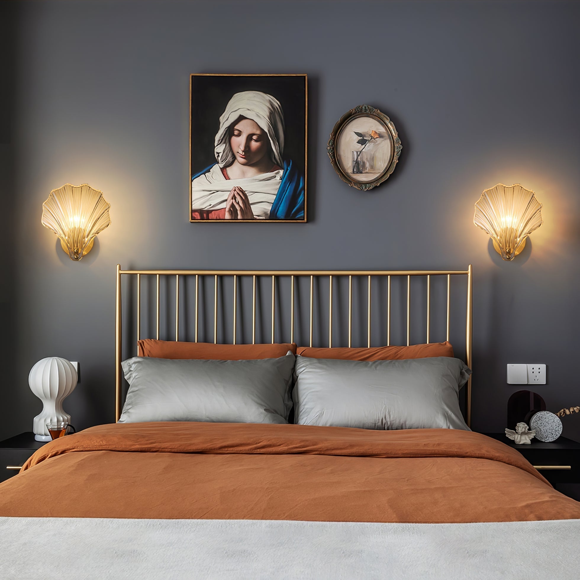 Neo Premium Elegance Brass Glass Wall Light