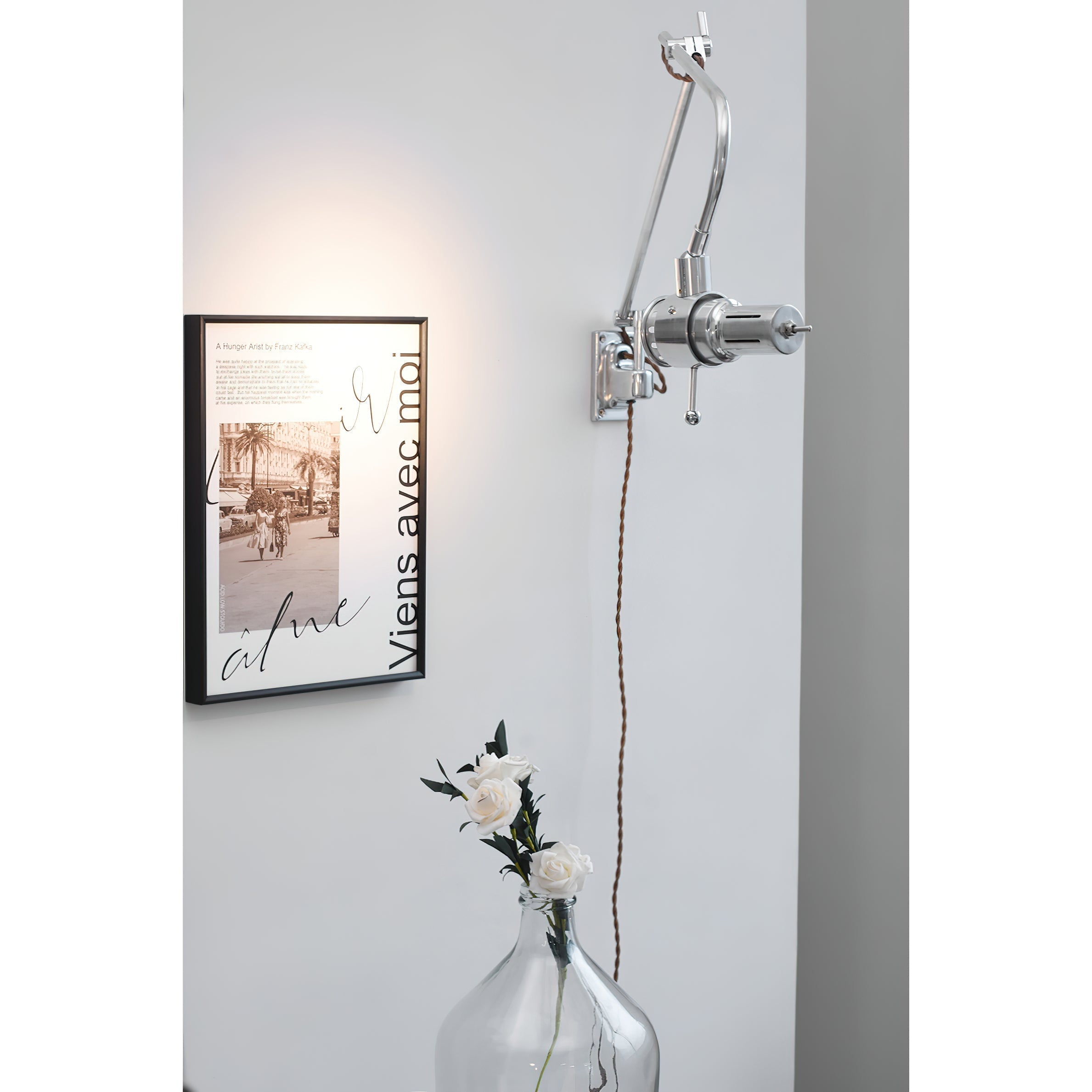 Viraiira Wall Lamp
