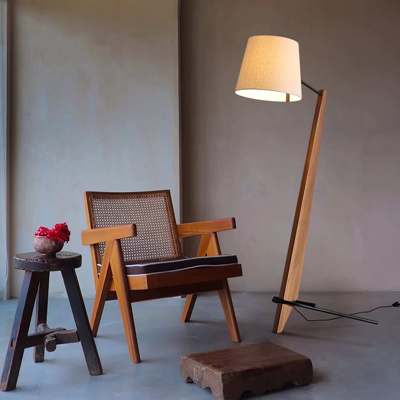 Vyran Wood Fabric Floor Lamp