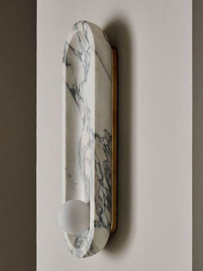 Pith Elegant Metal Wall Lamp