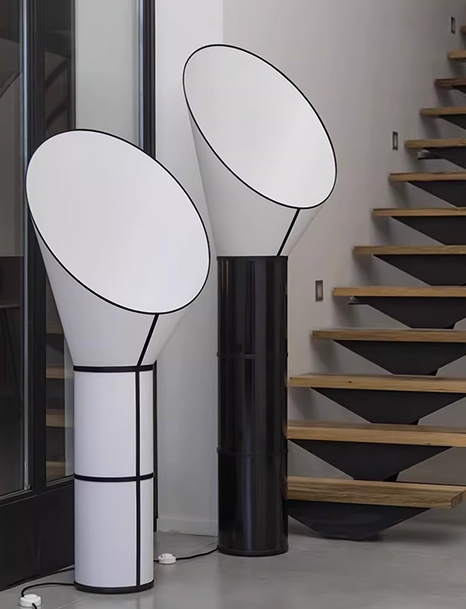 Thornevale Sketch Line Floor Lamp