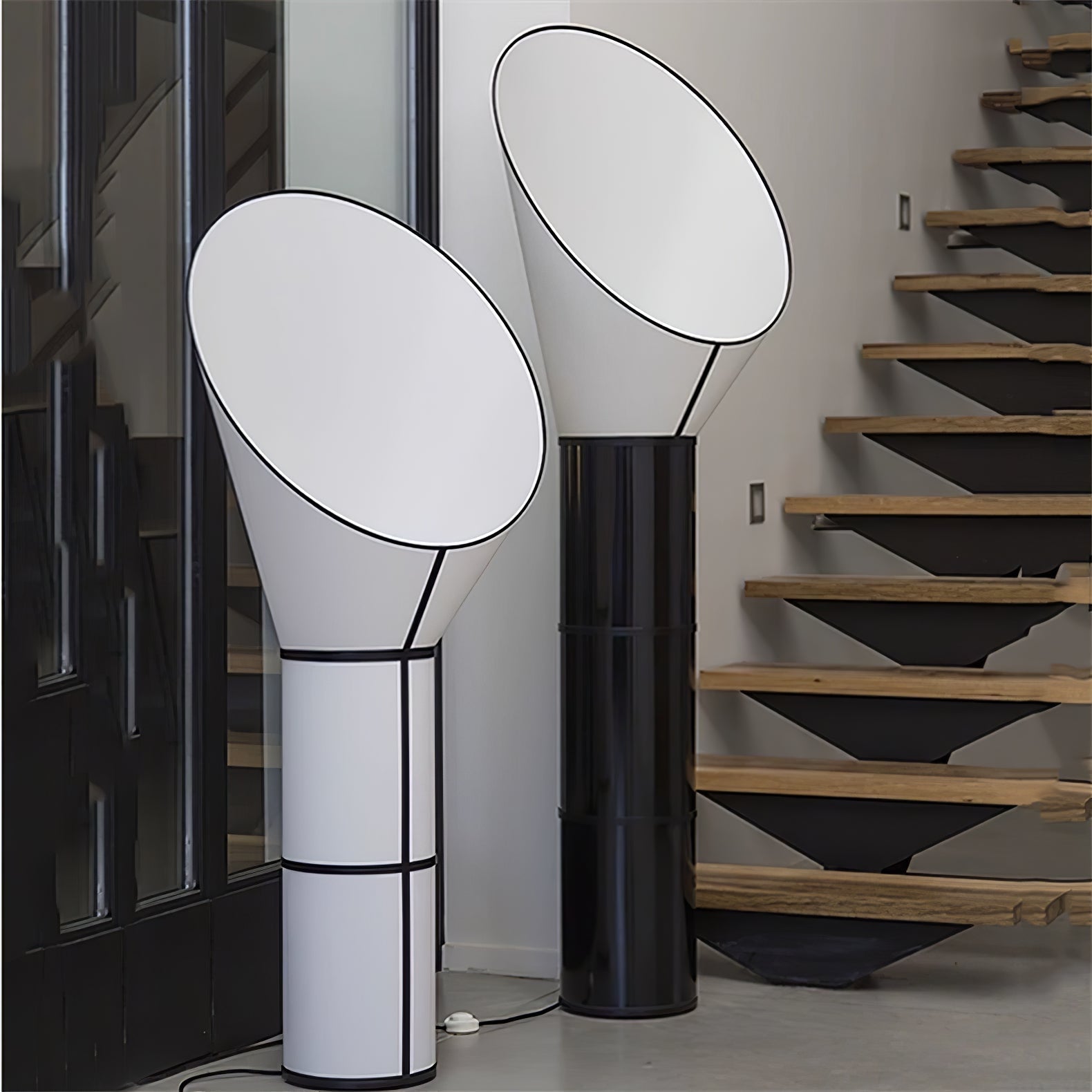 Thornevale Sketch Line Floor Lamp