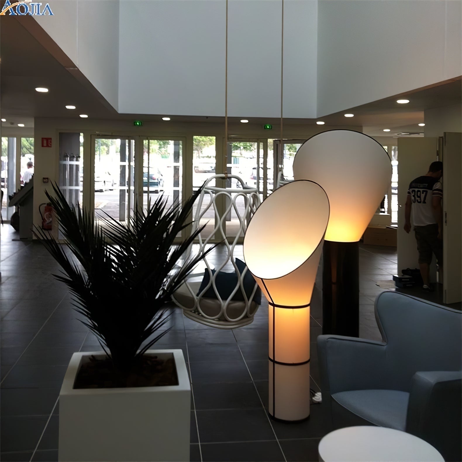 Thornevale Sketch Line Floor Lamp