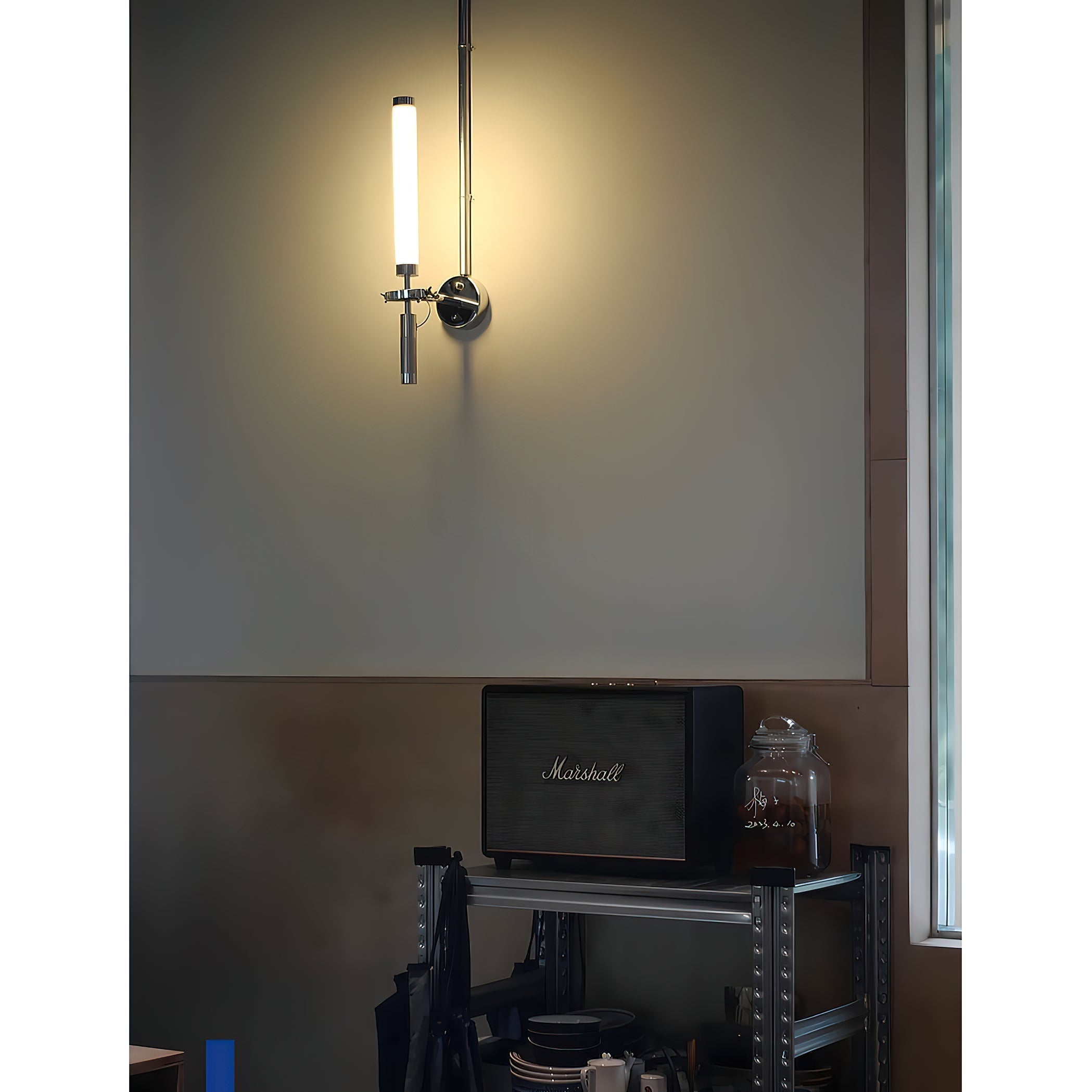Velerelle Wall Lamp