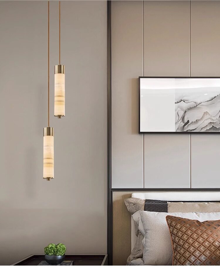 Aveneira Alabaster Column Chandelier