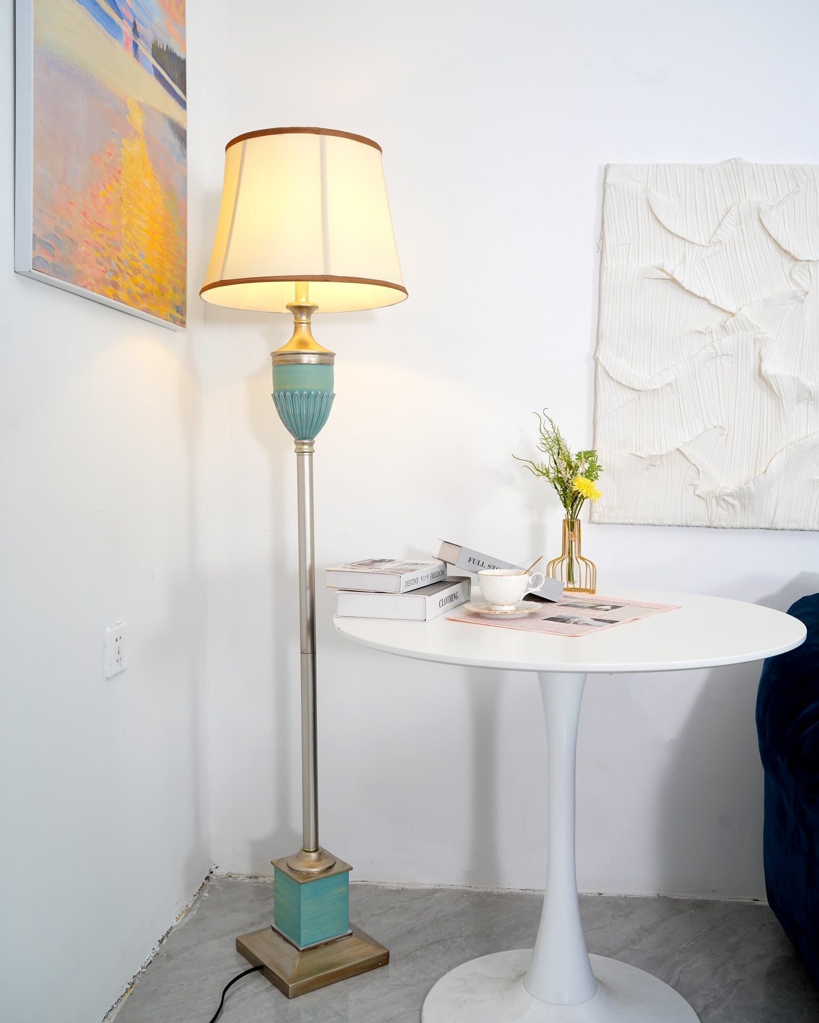Niraaya Vintage Resin Floor Lamp