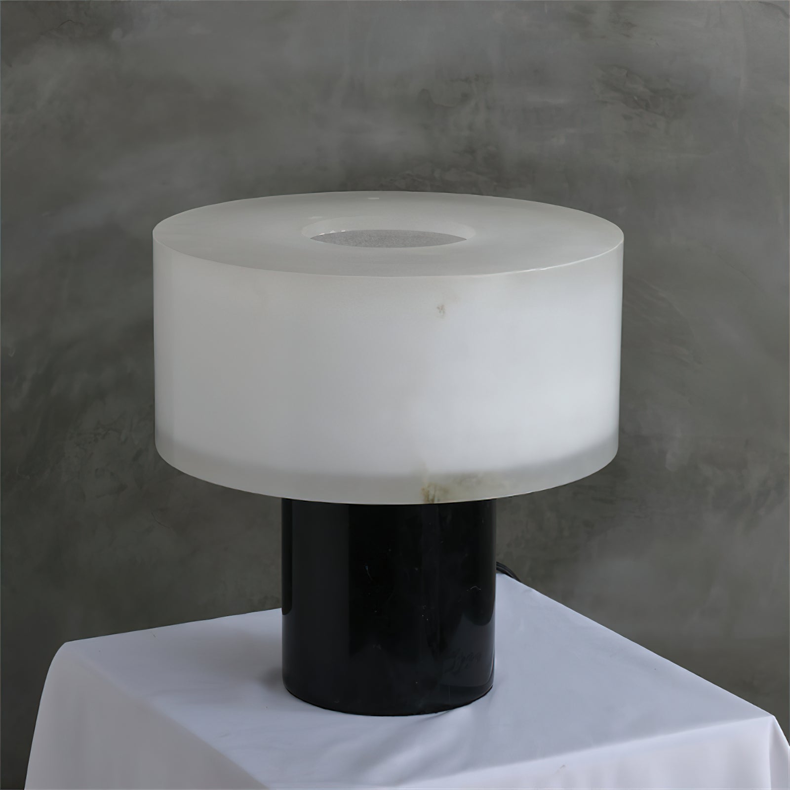 Noriseria Table Lamp