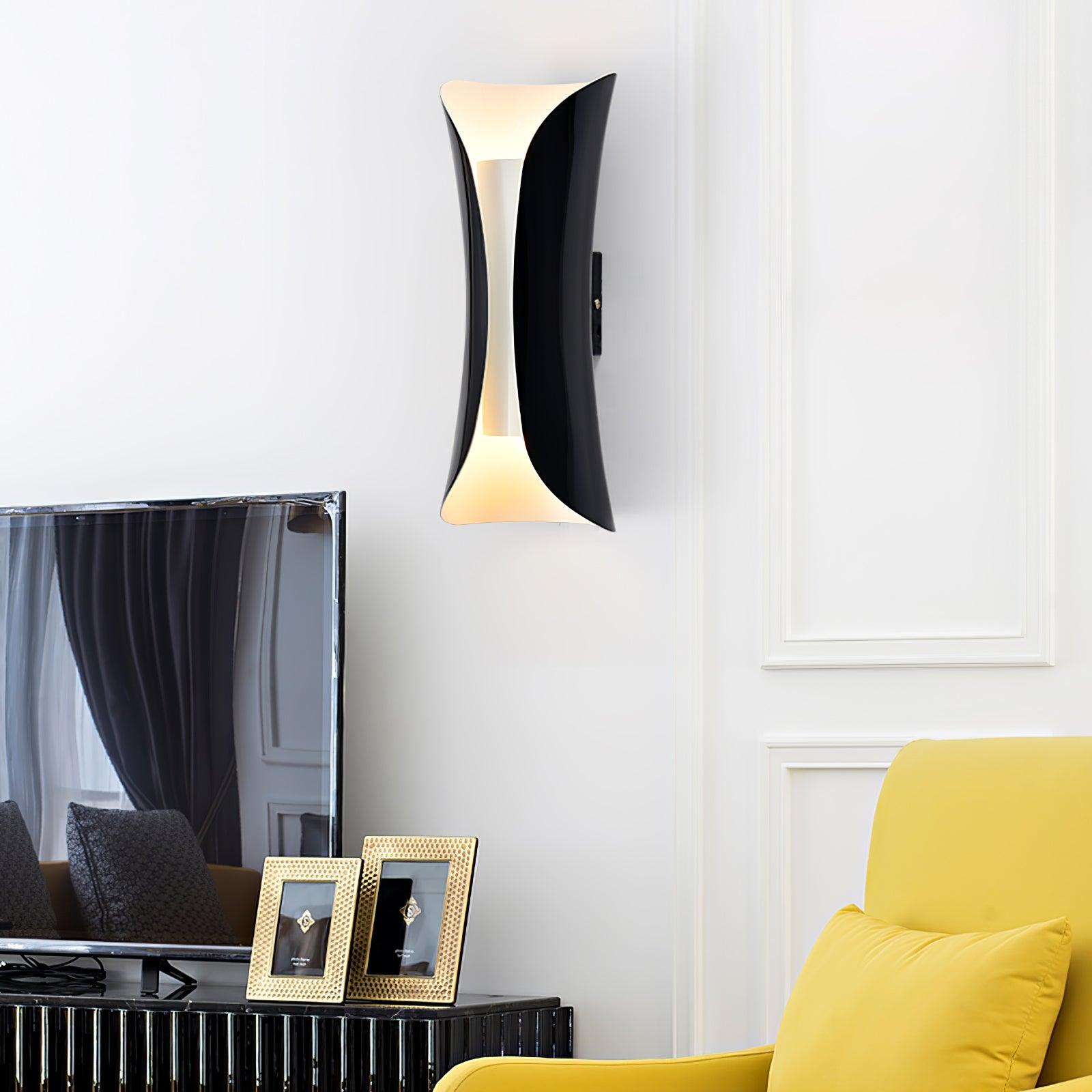 Lumirenne Small Waist Wall Lamp