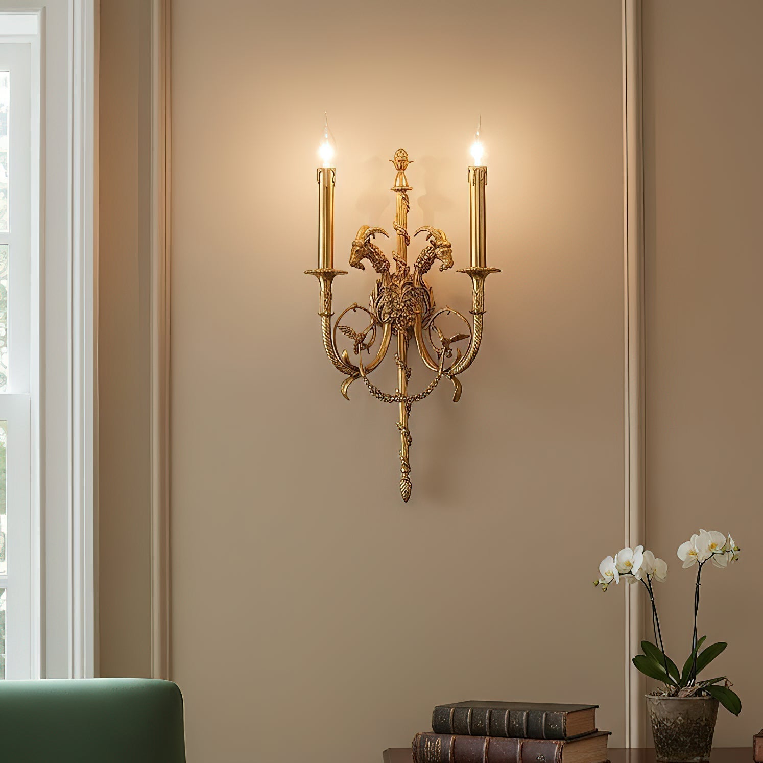 Leopold Wall Lamp