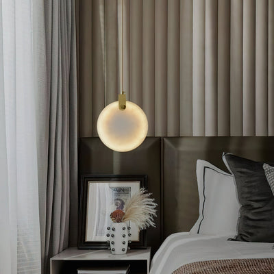 Nivaine Alabaster Pendant Light
