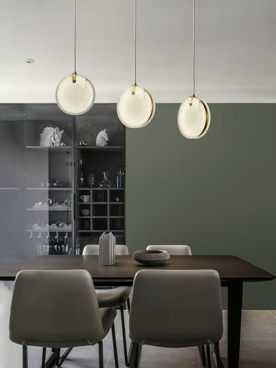 Nivaine Alabaster Pendant Light