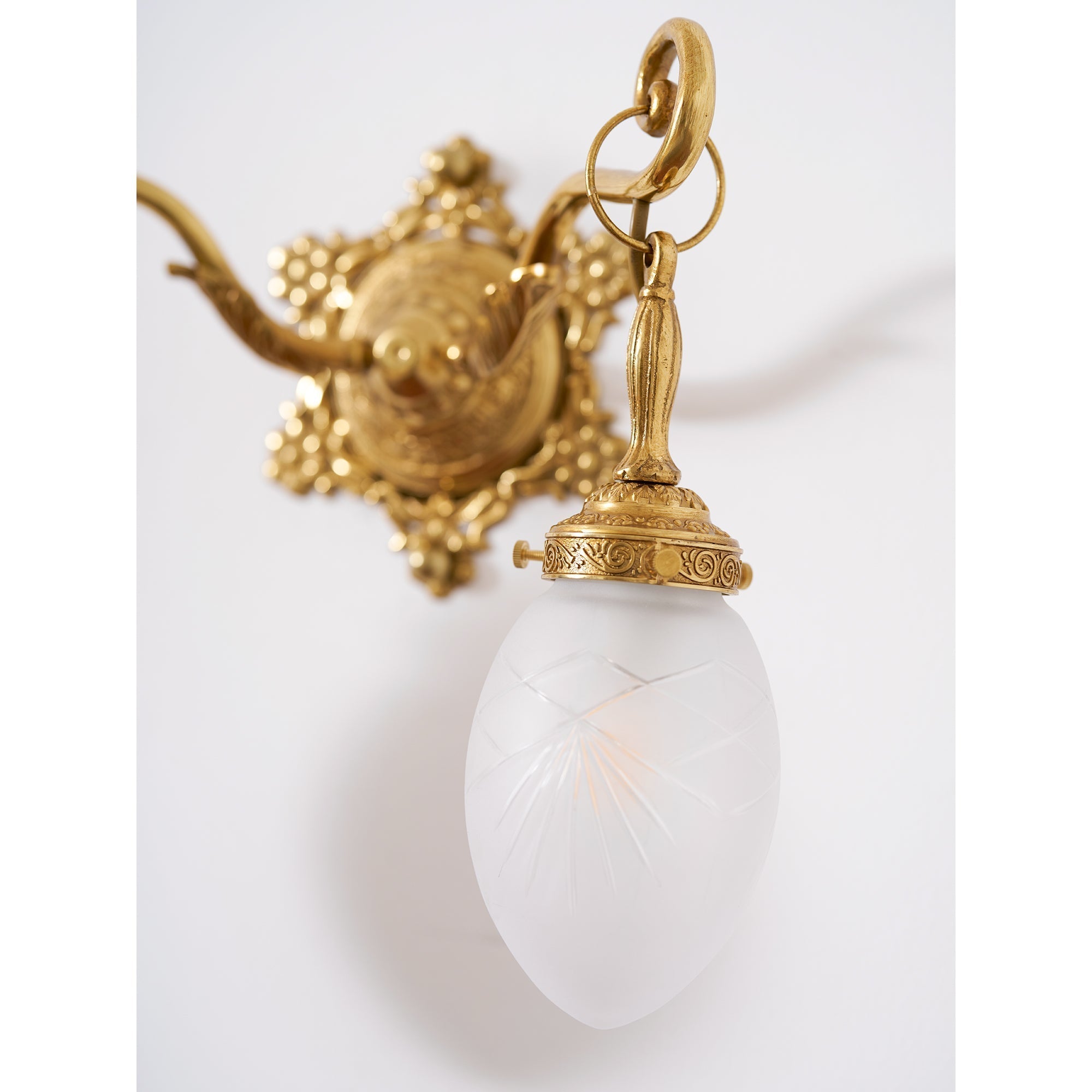 Varessa Classic Wall Lamp