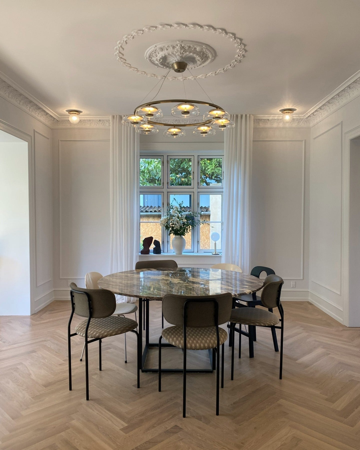 Aethera Circular Glass Chandelier
