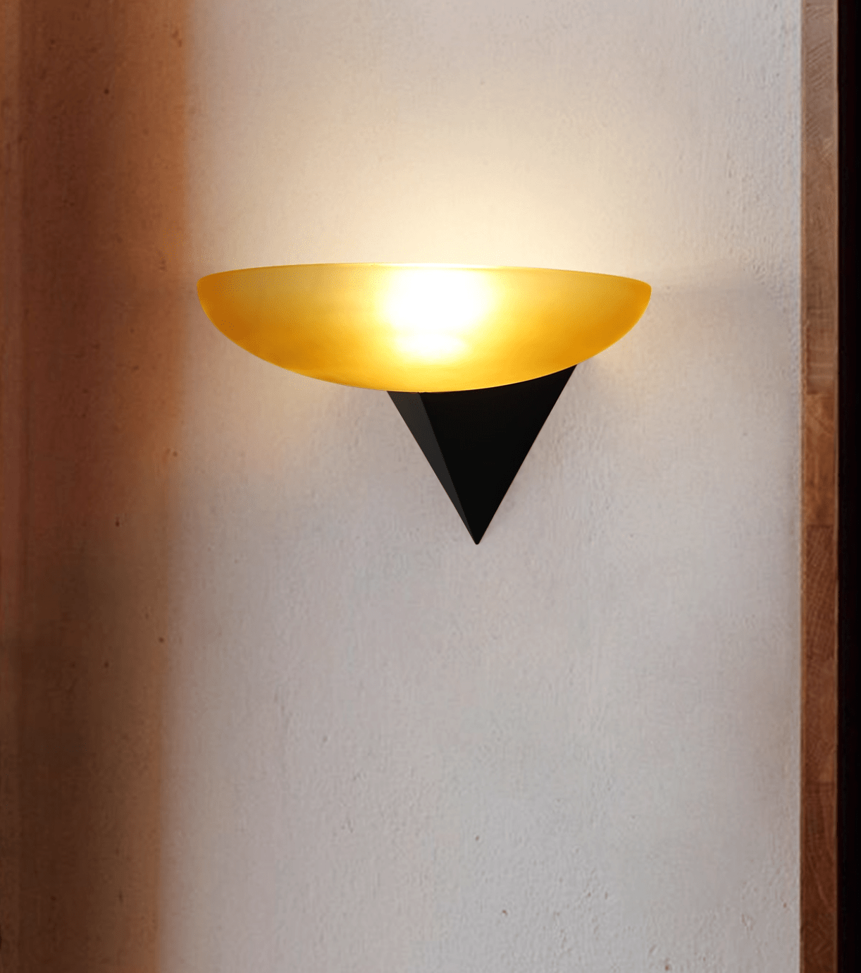 Celynx Wall Light