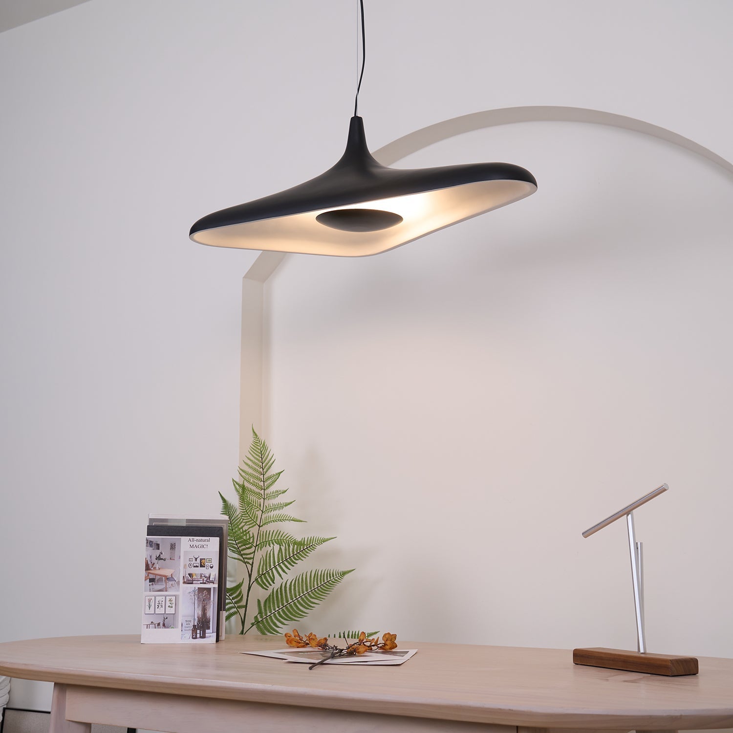 Noctis Soleil Noir Pendant Lamp