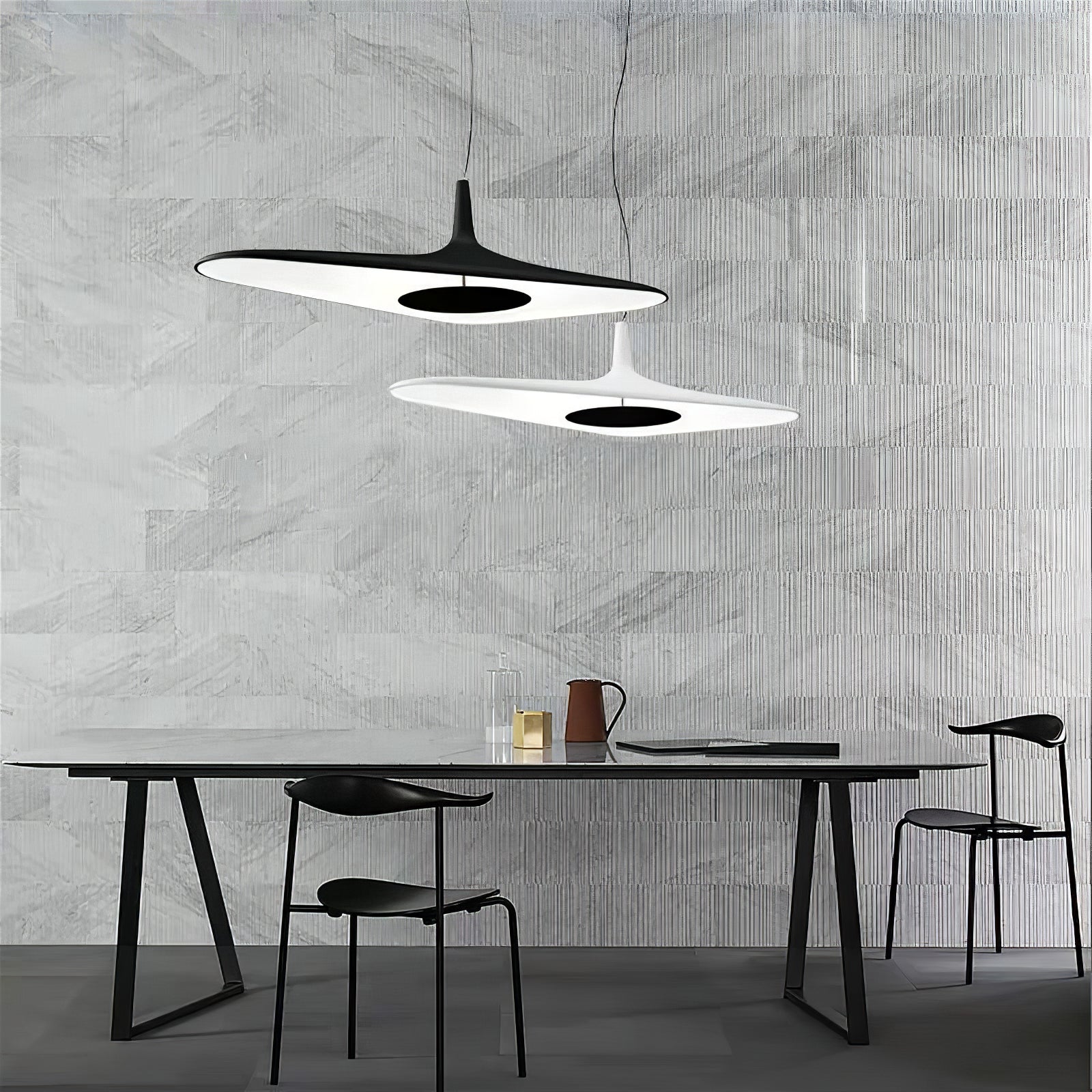 Noctis Soleil Noir Pendant Lamp