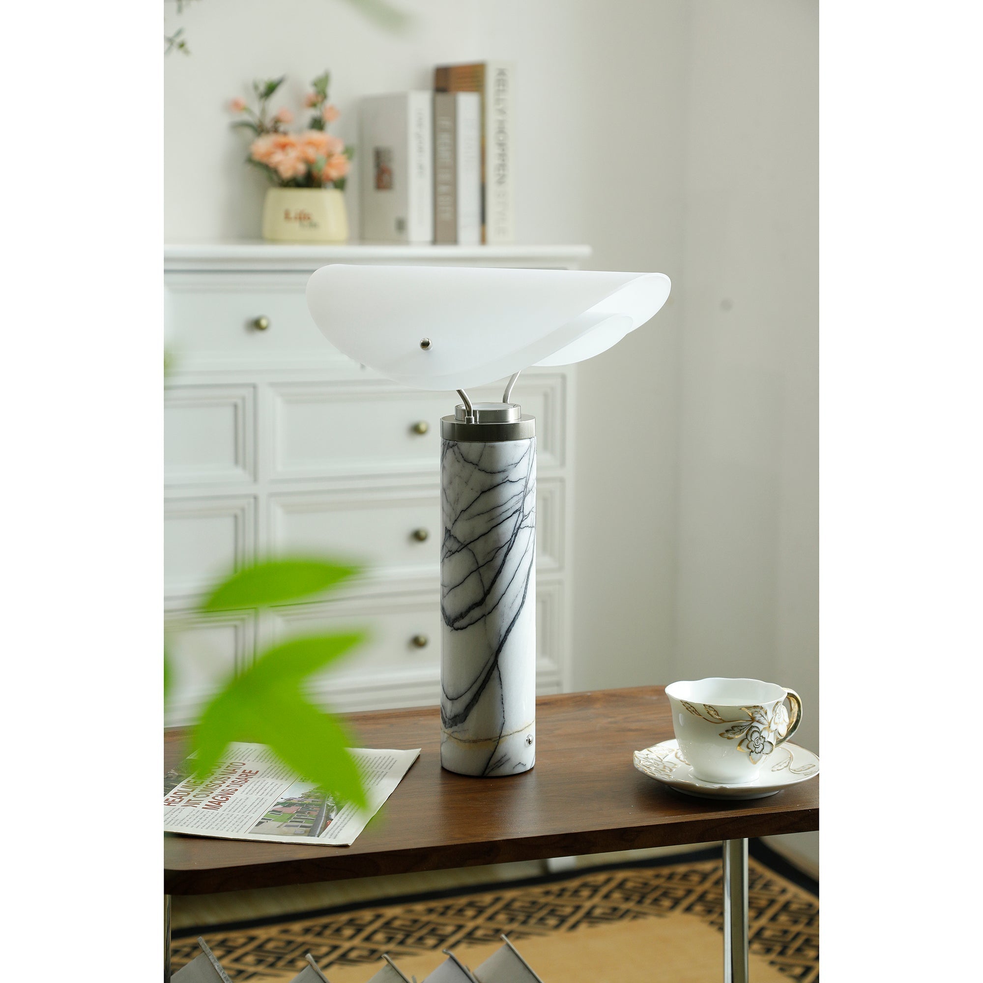 Lioraraine Table Lamp