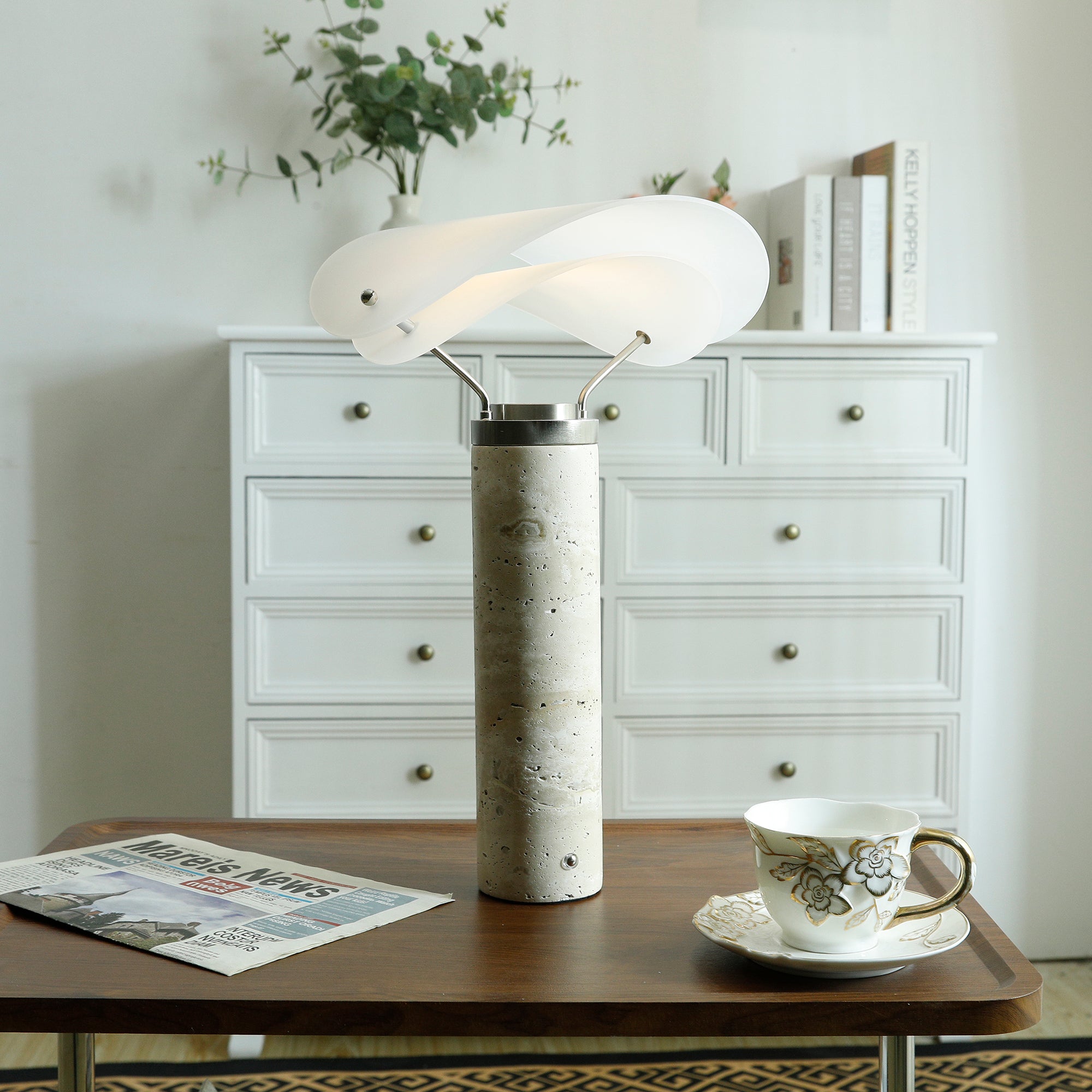 Lioraraine Table Lamp