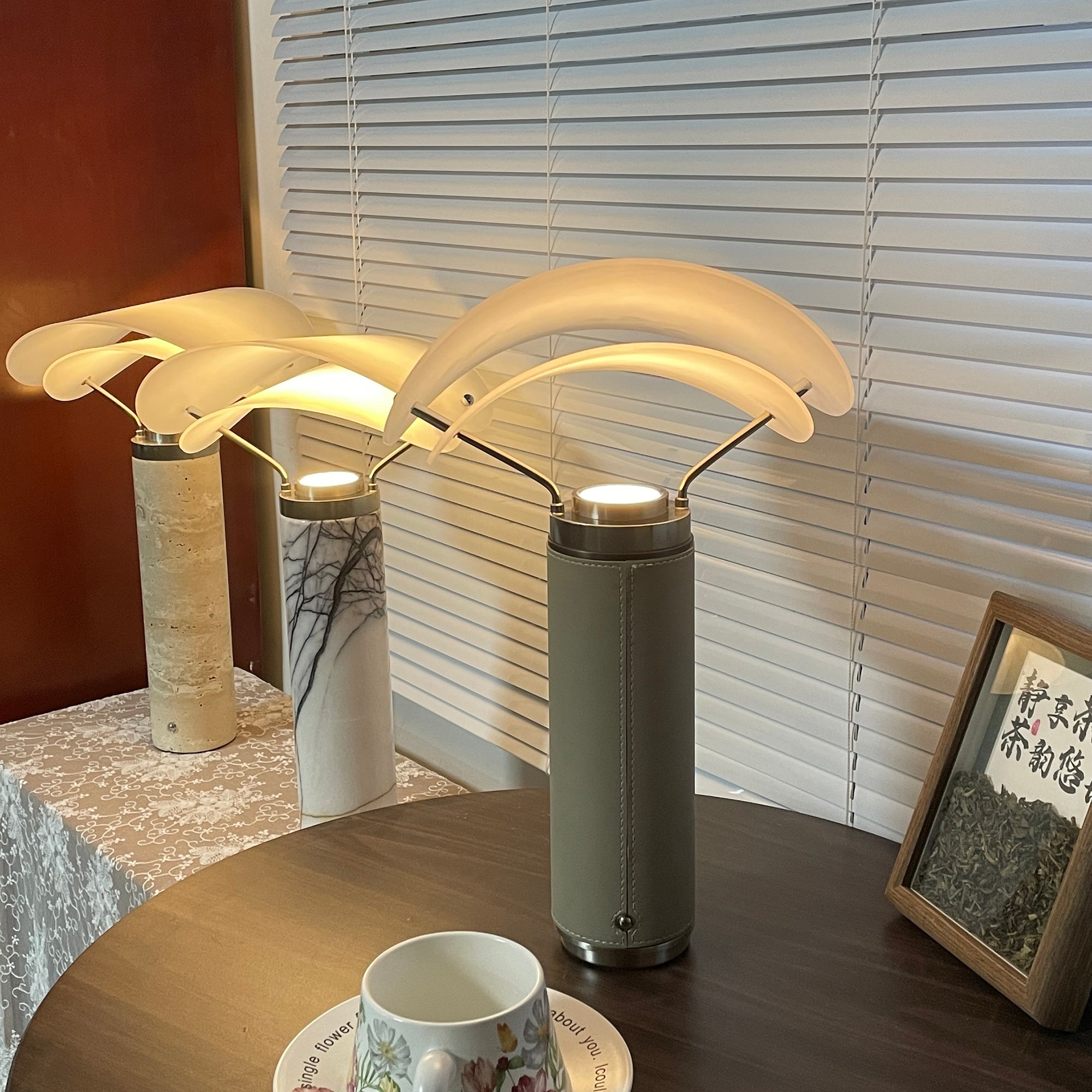 Lioraraine Table Lamp
