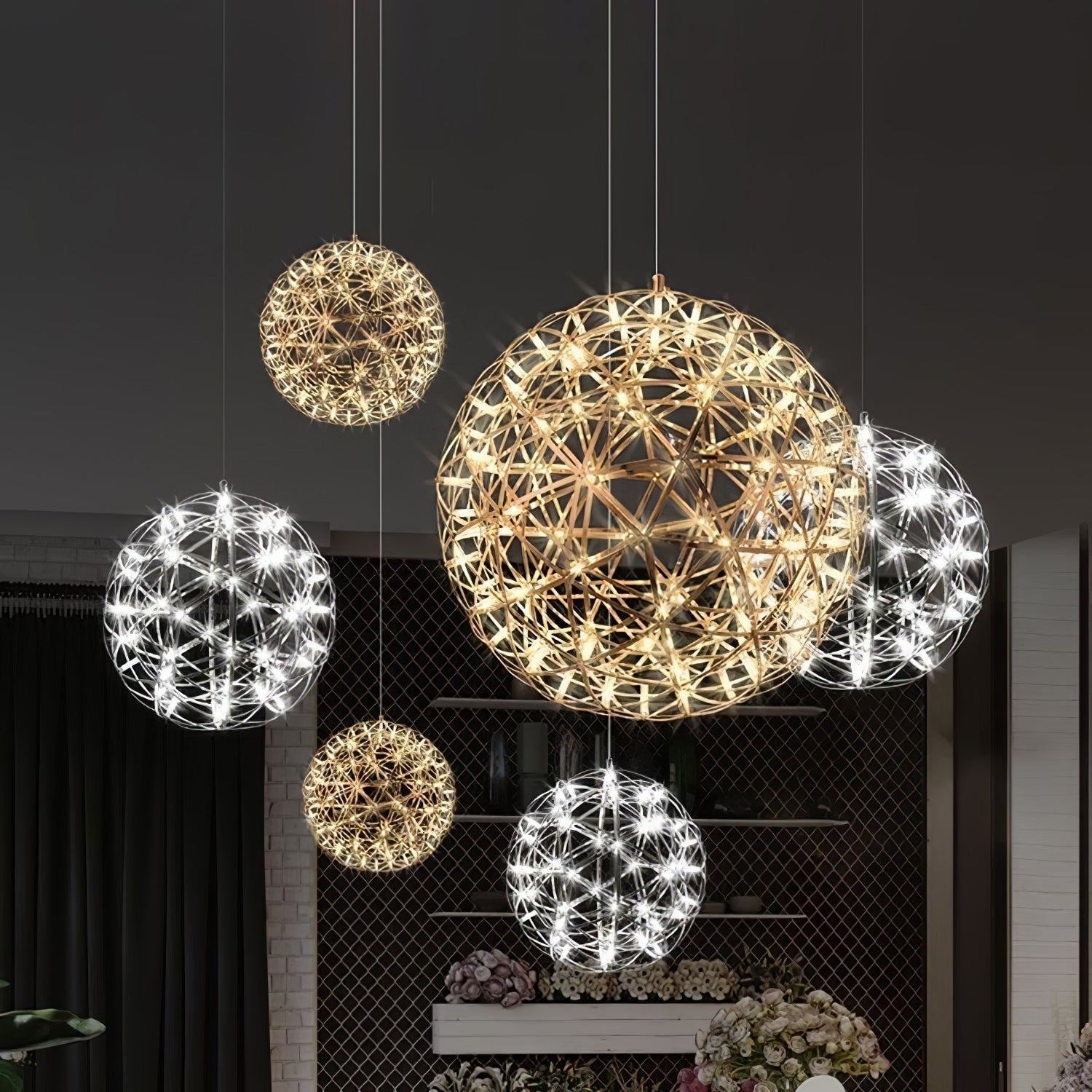 Sylvarin Gold Spark Ball Pendant Light