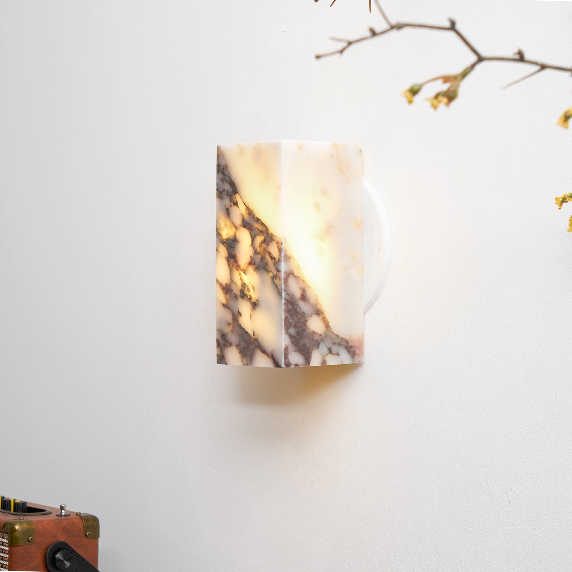 Neranina Marble Wall Lamp