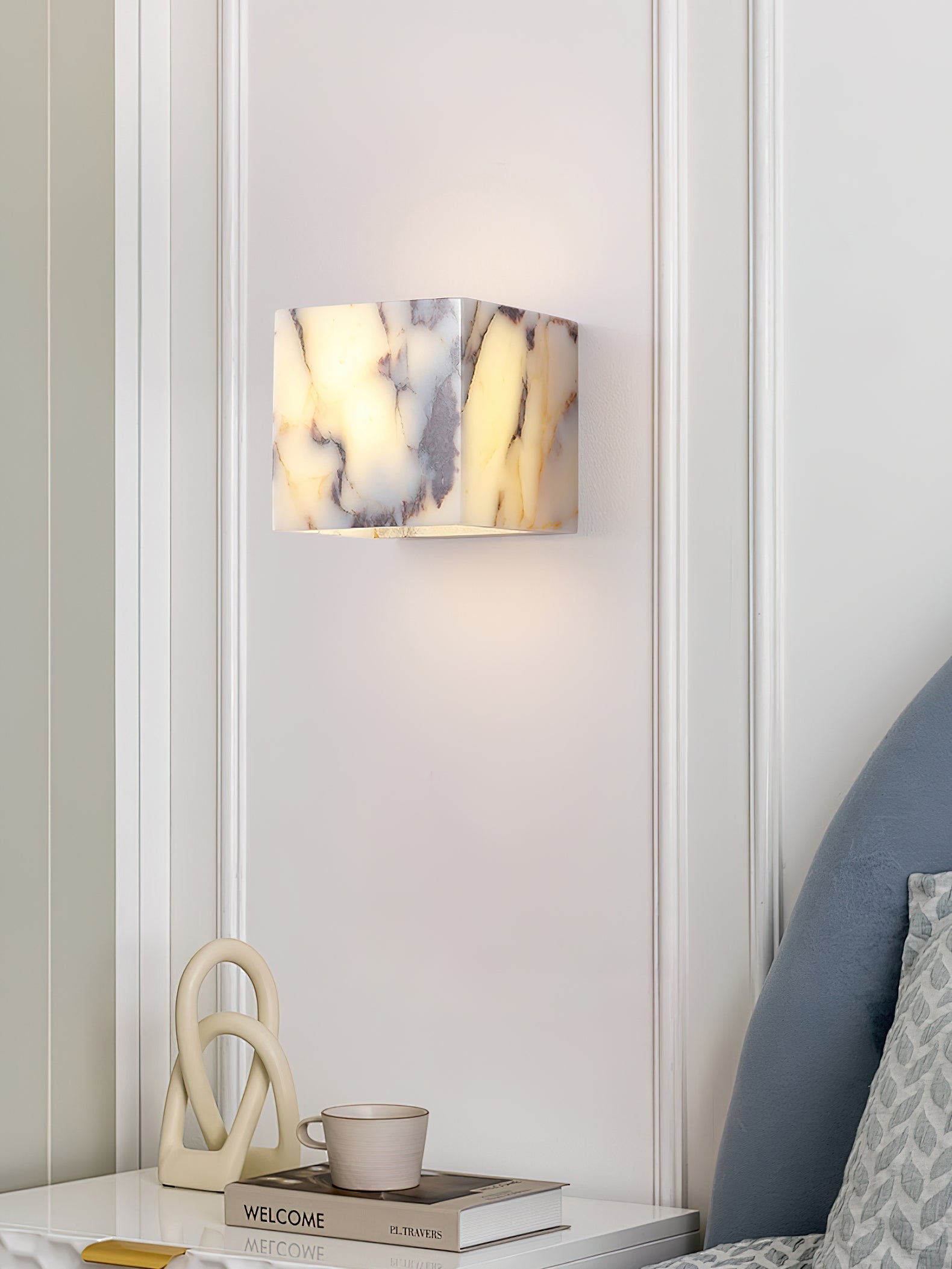 Neranina Marble Wall Lamp