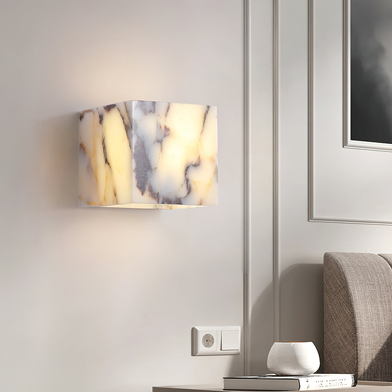 Neranina Marble Wall Lamp