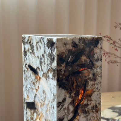 Orelorora Table Lamp