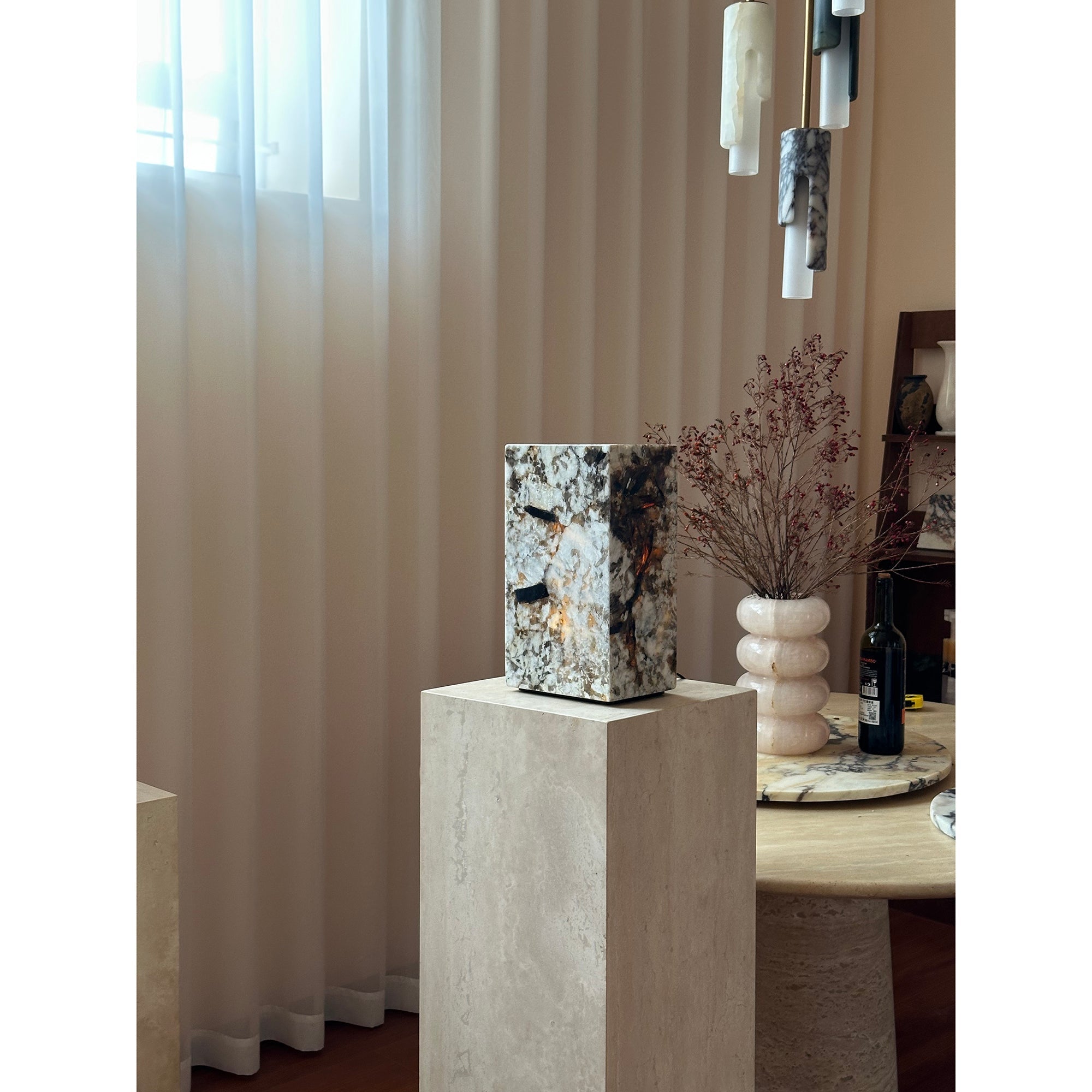 Orelorora Table Lamp