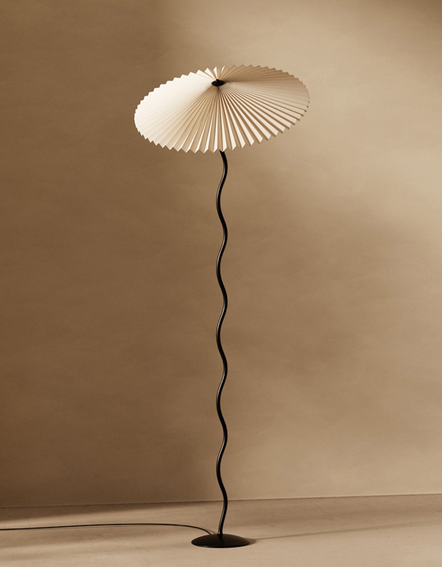 Lioraven Fabric Minimalist Floor Lamp