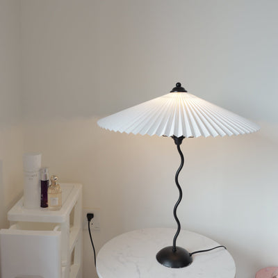 Vioro Fabric Table Lamp