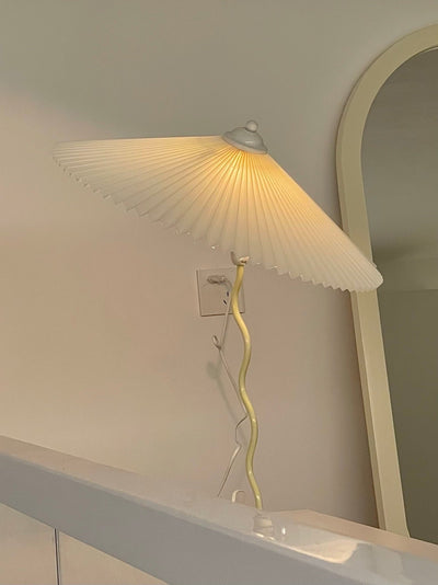 Vioro Fabric Table Lamp