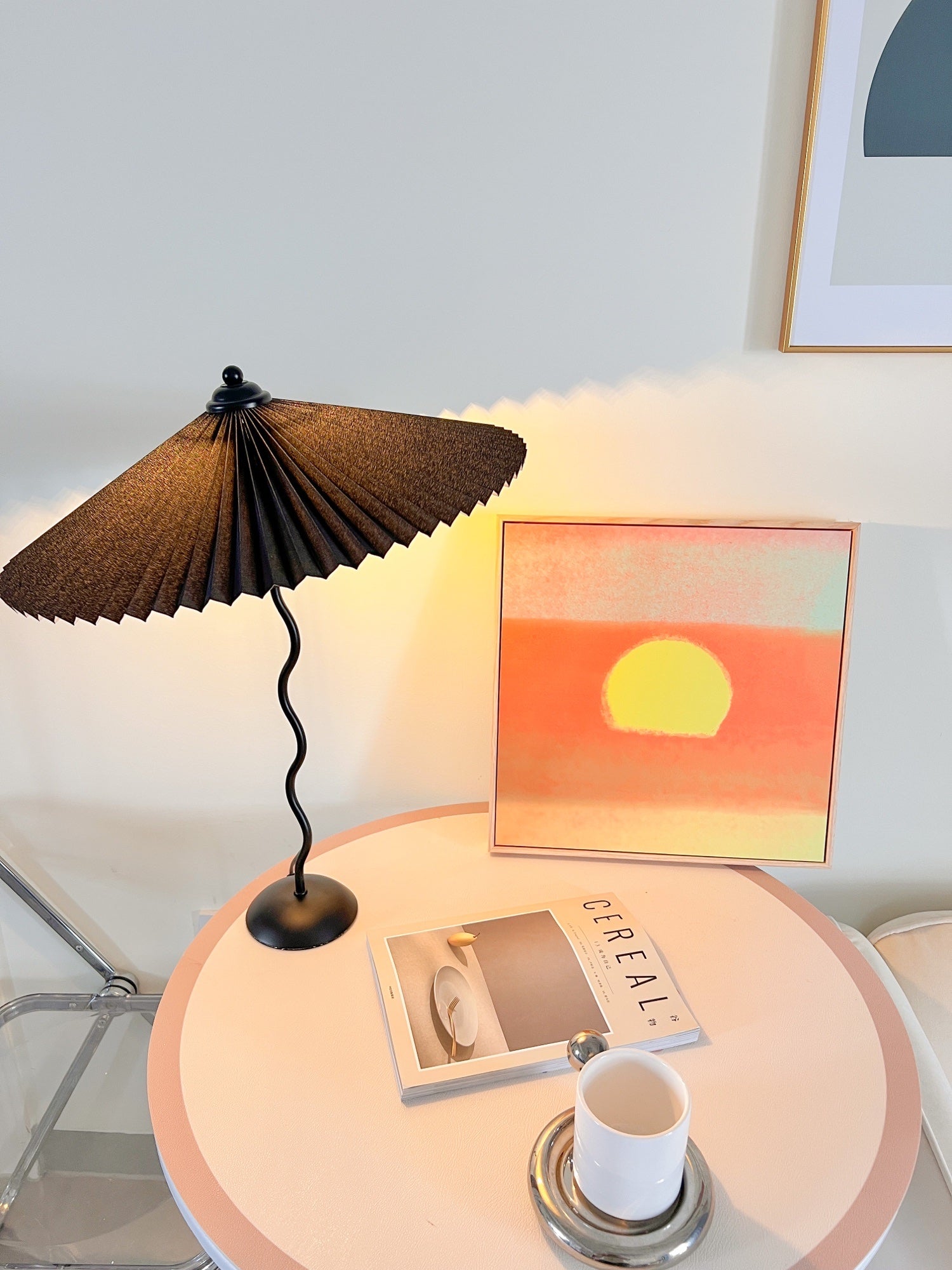 Vioro Fabric Table Lamp