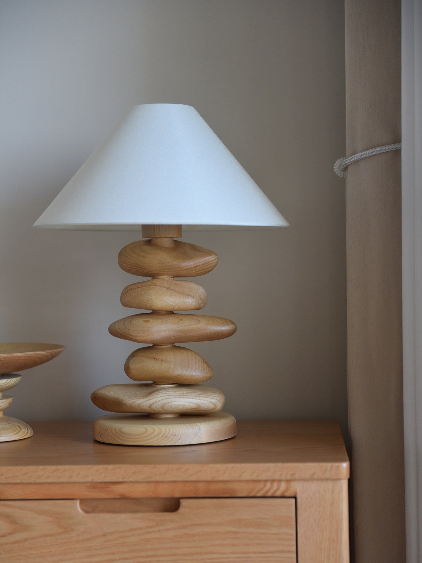 Stacked Pebble Wood Table Lamp